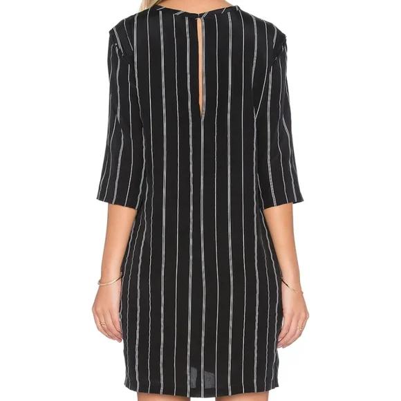 Equipment Femme Aubrey Dress Size Medium - Picture 3 of 17